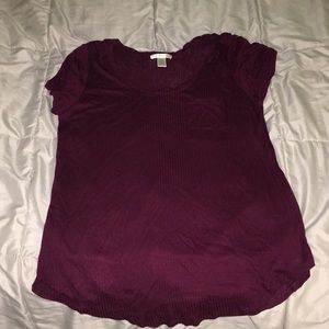Burgundy pocket t-shirt